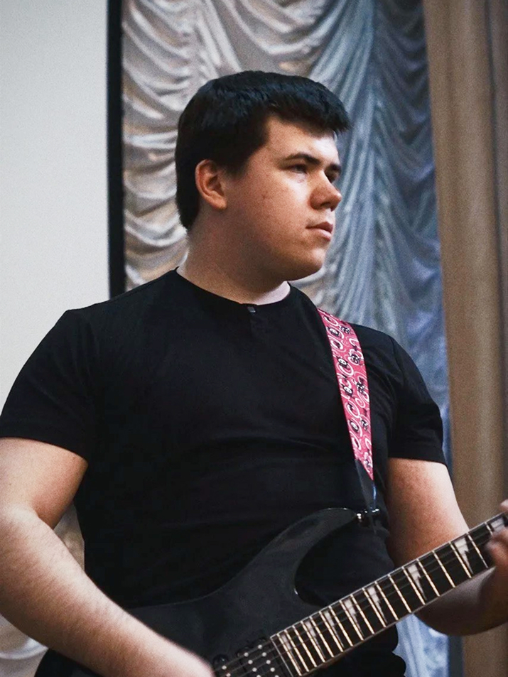 Ишкиняев Ильдар Ринатович