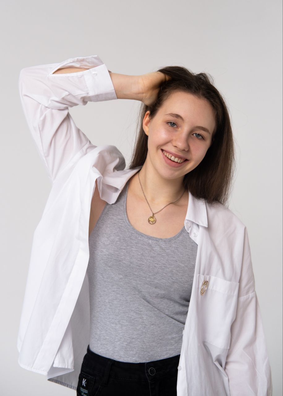 Полина