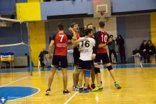 Студенческая волейбольная лига РТ открыта победой сборной КФУ.