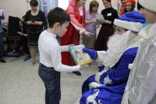 Волонтеры КФУ создали новогоднюю сказку для детей