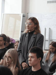 Студенты КФУ обсудили экосистему молодежной политики с экспертом Роспатриотцентра